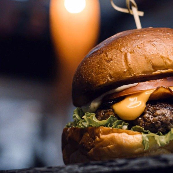 Dianthus Beef Burger